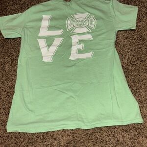 AL fire college green and white tshirt size small